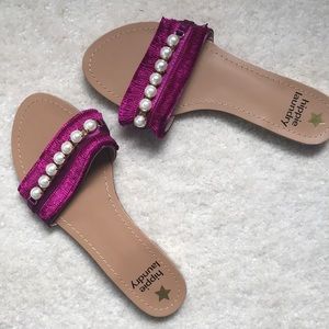 Hippie Laundry sandals!